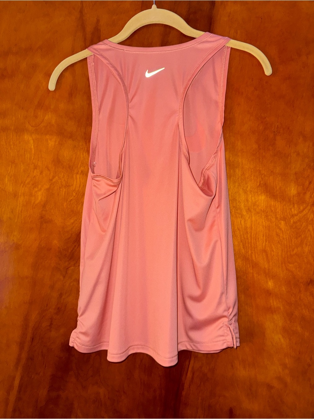 Women’s Nike Dri-FIT Workout Coral Tank Top - Picture 2 of 4